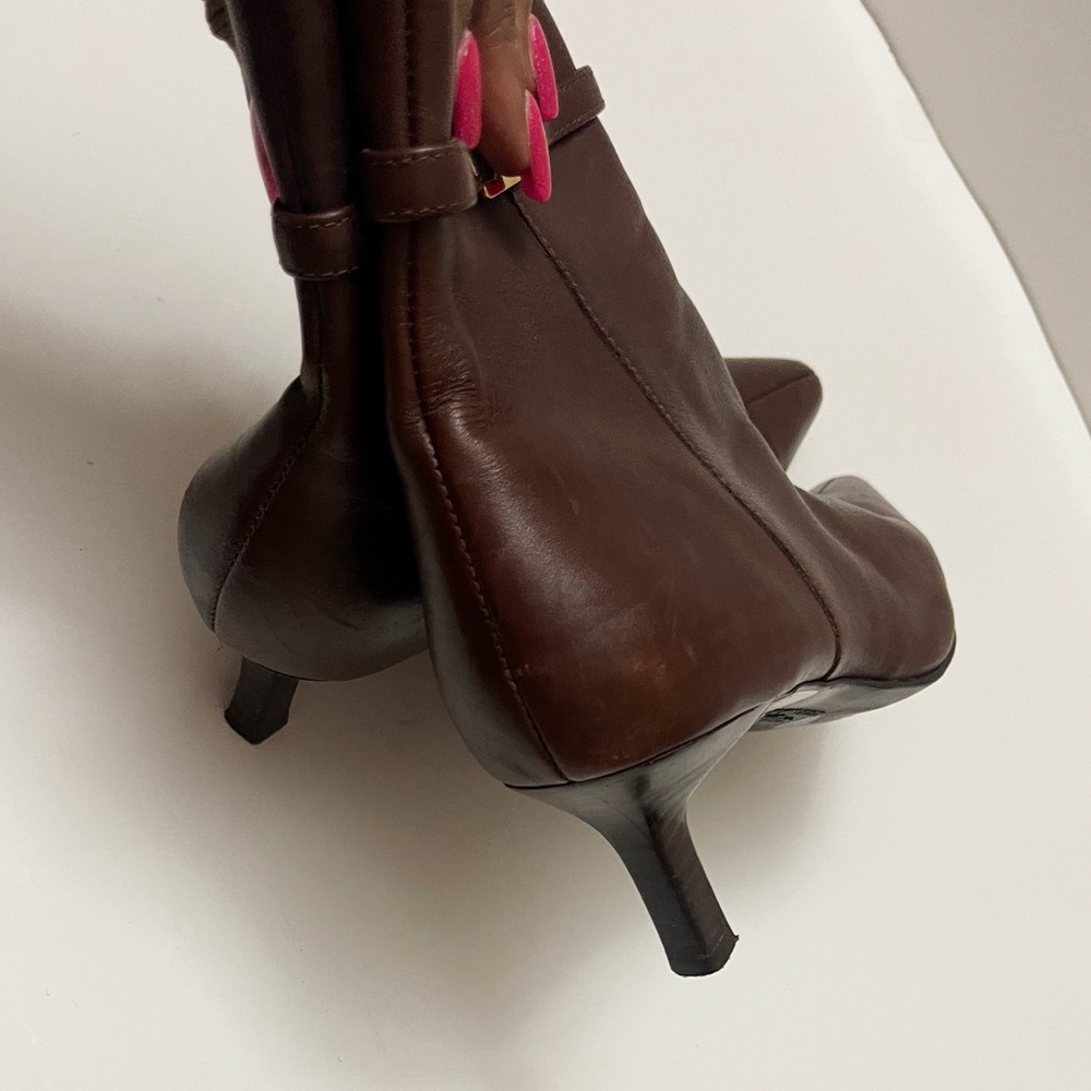 Anne Klein Leather Rich Brown Kitten Heeled Boots Chic Classy Workwear Preppy - Picture 16 of 16